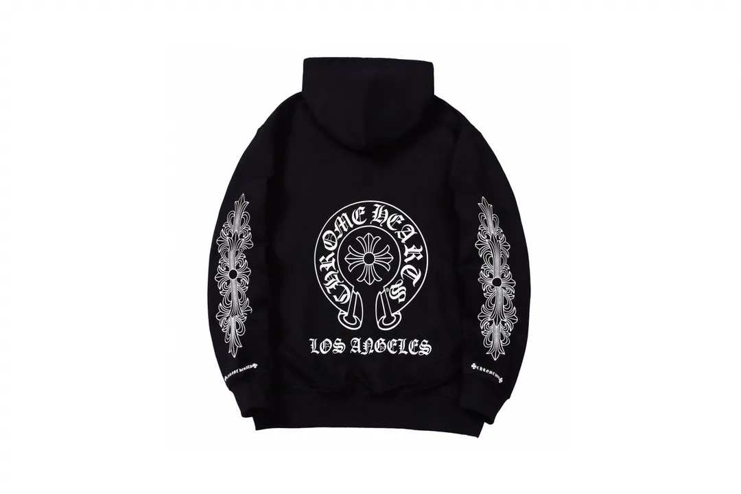 M18—P210 -Chrome Hearts/Chrome Hearts printed sweatshirt cardigan jacket -420 grams of high-density, high-quality wool, soft, delicate and skin-friendly, soft and silky to the touch, warm and skin-friendly -The hardware zipper accessories are all customized and full of details -Colour: black white -Size: S M L XL